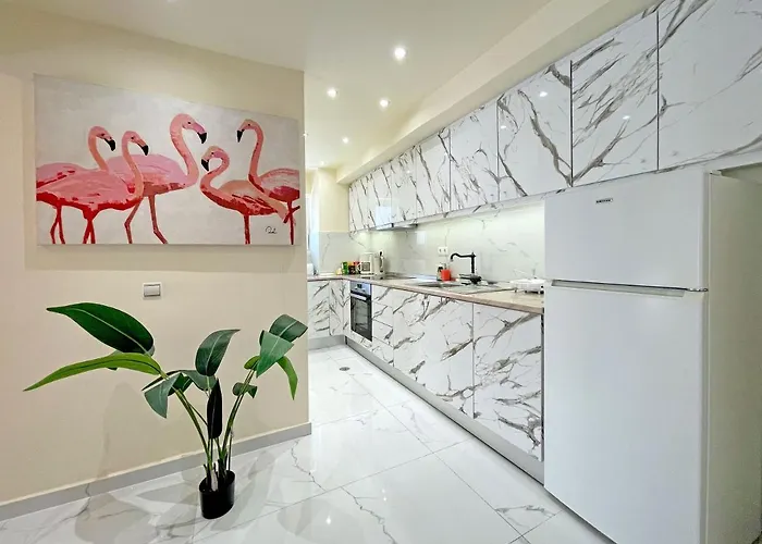 New Luxurious - 1 Minute From Elli Apartman Rhodes City