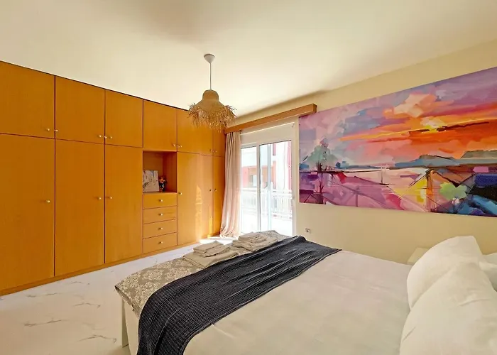 Apartman New Luxurious - 1 Minute From Elli Rhodes City