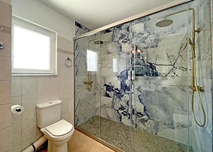 New Luxurious - 1 Minute From Elli Apartman Rhodes City