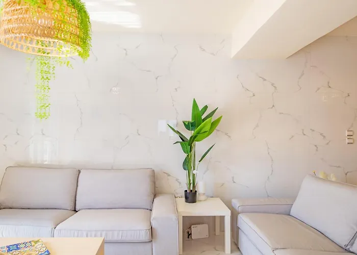 New Luxurious - 1 Minute From Elli Appartamento